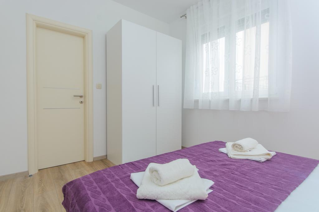 Apartments Villa Atlantis โตรกีร์ ภายนอก รูปภาพ
